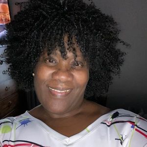 Meet your Posher, Janet